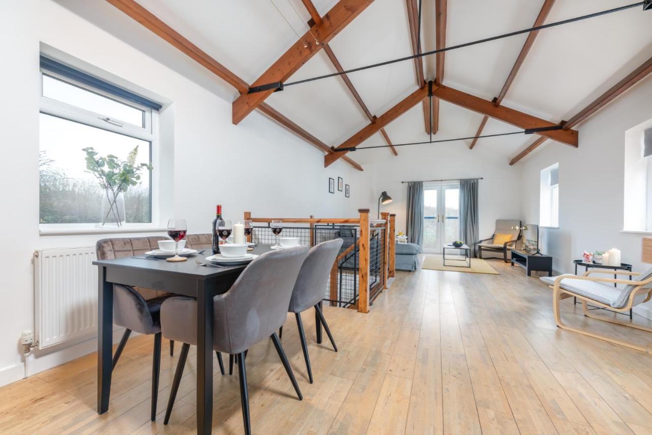 Stayright- 2 Bedroom House, Centrally Located & Close Walk To City Centre Кардиф Екстериор снимка