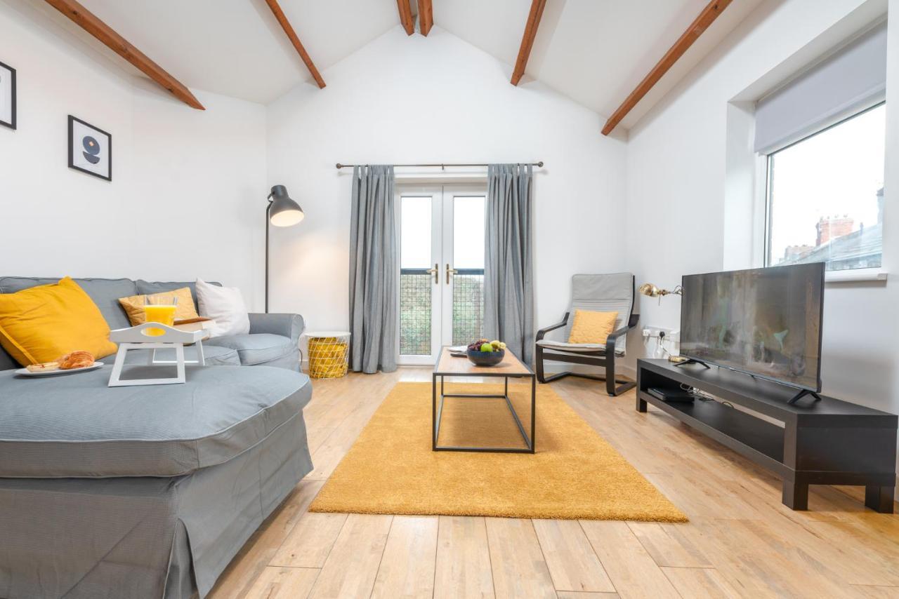 Stayright- 2 Bedroom House, Centrally Located & Close Walk To City Centre Кардиф Екстериор снимка